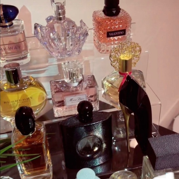 Perfume Stand - Picture 1 of 3